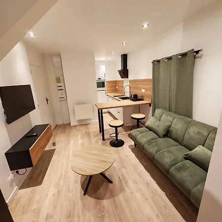 Apartamento Neufs Climatisés - Classé 3 étoiles - Vic Le Comte - Auvergne *